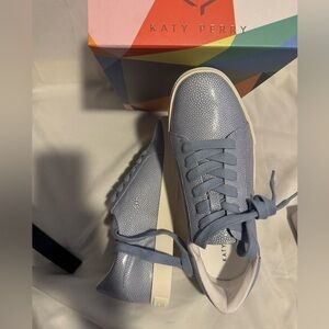 Katy Perry sneaker
